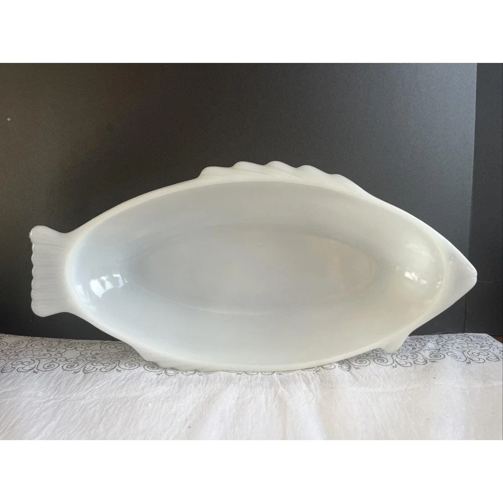 Vintage Glasbake White Glass Fish Shaped Bakeware Casserole 18